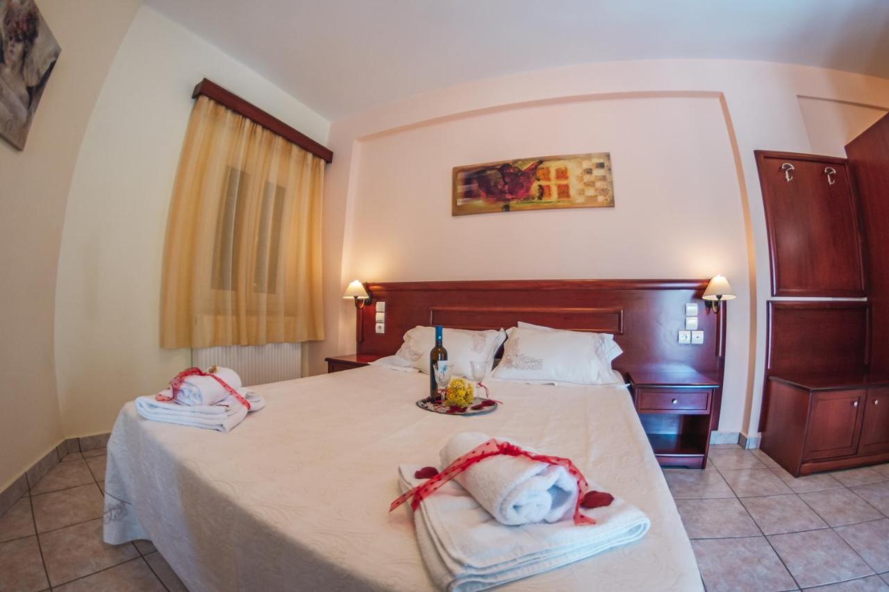 Venardos Hotel Agia Pelagia  Экстерьер фото